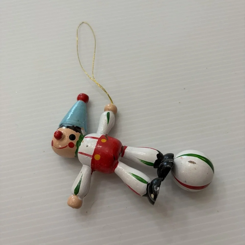 Vintage Wooden Clown Balancing Ball Christmas Ornament Holiday Decor